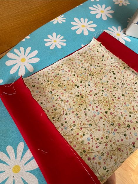 How To Make An Easy Table Runner With Free Sewing Tutorial - Hands That Bless Table Runner Diy Easy, Diy Table Cloth Ideas, How To Make A Table Runner, Diy Table Runner Ideas, Table Runner Pattern Easy, 10 Minute Table Runner Pattern, Table Runners Diy Easy, Easy Table Runner, 10 Minute Table Runner