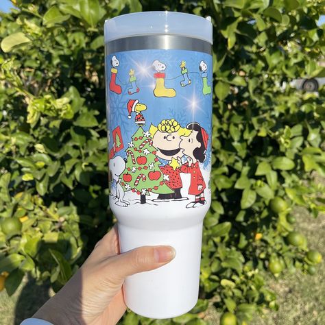 Snoopy Friends, Drink Tumbler, Friends Christmas, Disney Gift, Milk N Cookies, Disney Resorts, Gifts For Veterans, Travel Office, Friend Christmas