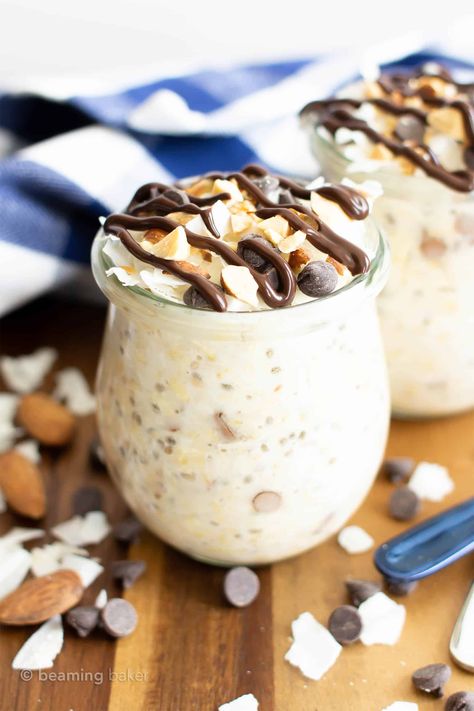 The Best Almond Joy Overnight Oats Recipe (Vegan, Gluten Free, Healthy) - Beaming Baker Almond Joy Overnight Oats, Overnight Oats Healthy Clean Eating, Macros Recipes, Beaming Baker, Almonds Chocolate, Best Overnight Oats Recipe, Peanut Butter Overnight Oats, Jar Meals, Oatmeal Breakfast Bars