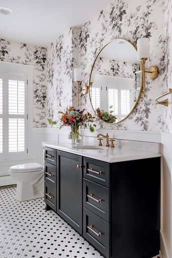 A Black-and-White Bathroom Beauty in Rochester - Midwest Home Island Kitchens, Black And White Tiles Bathroom, Kitchens Ideas, White Bathroom Tiles, White Tile Floor, Decorating Kitchen, Primary Bathroom, Bold Statements, Bathroom Remodels