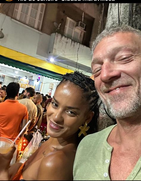 Tina Kunakey Vincent Cassel, Easy Hair Ideas, Tina Kunakey, Vincent Cassel, Hairstyles Trendy, Pigtail Hairstyles, Easy Hair, Hair Ideas, Easy Hairstyles