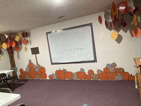 Fall Themed School Hallway, School Hallway, School Hallways, Preschool Class, Pep Rally, Autumn Theme, Sunday School, Hallway, Preschool