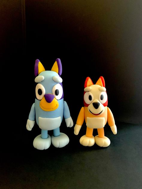 Bluey Fondant Toppers, Fondant Bluey Character, Bluey Bingo Polymer Clay, Disney Jr, Blue Clay, Fondant Cake Toppers, Polymer Clay Diy, Fondant Toppers, Clay Figurine