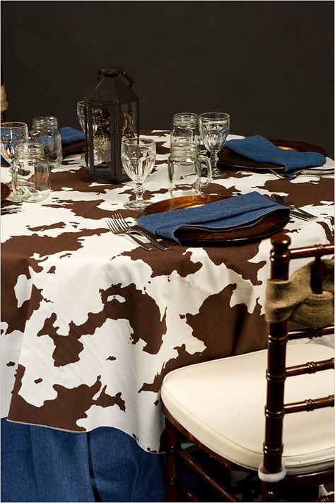 Tablescape Cowboy Table Setting Western Theme, Rodeo Table Setting, Trail Ride Theme Party, Cowboy Table Setting, Rodeo Theme Party For Adults, Cowboy Party Table Decor, Rodeo Table Centerpiece, Classy Western Party Decor, Cowboy Tablescape