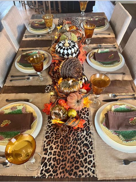 Leopard Tablescape, Leopard Table Setting, Cheetah Fall Decor, Cheetah Print Table Runners, Animal Kingdom Dining, Spode Woodland Tablescape Thanksgiving Table, Glam Dining, Glam Dining Room, Tablescapes