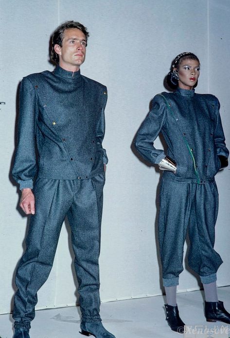 Space Age Fashion Men, 60s Male Fashion, Luna Costume, Scifi Outfit, 1981 Fashion, Retro Future Fashion, Retro Futurism Fashion, Futuristic Outfits, Future Wear