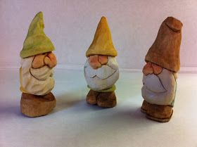 Mike Pounders Wood Carving: 5 Minute Gnomes Wizard Carving, Whittling Patterns, Whittling Projects, Santa Carving, Simple Wood Carving, Wood Carving For Beginners, Wood Spirit, Wood Carving Designs, Wood Carving Patterns