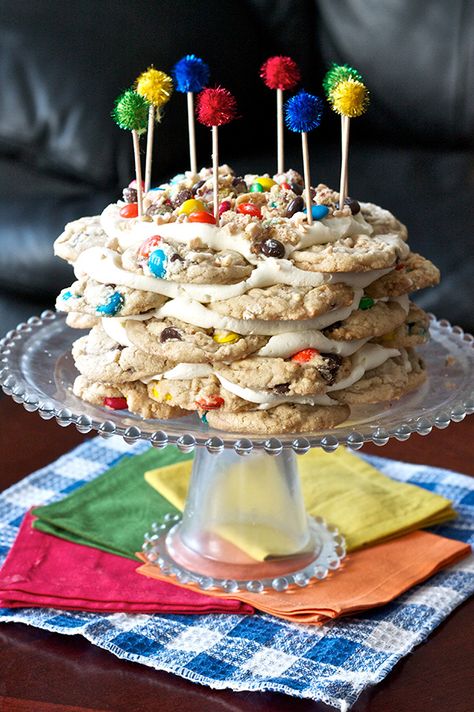 M Cookie Stack, Stack Cake, Halloween Candy Recipes, Beautiful Cake Pictures, Salad Cake, Chocolate Wafer Cookies, How To Stack Cakes, Desserts To Make, Savoury Cake