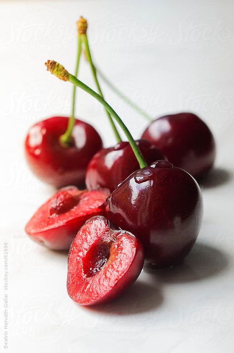 Cherries Cherry Bowl, Cherries Jubilee, Fruit Photography, Sweet Cherries, Red Fruit, Fruit And Veg, Beautiful Food, Fruits And Veggies, Food Styling