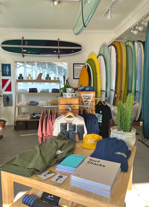 Surf Life Aesthetic, Beach Shop Design, Surf Shop Interior, Surf Shop Aesthetic, Almond Surfboards, Surf Shops, Surf Store, Surf Room, Surf Aesthetic