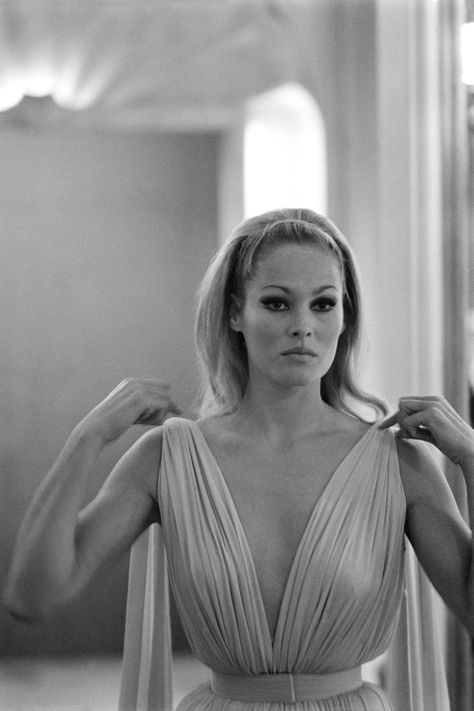 Ursula Andress (Swiss (actor (blonde (in Jacques Heim Paris 1965 (dress/cleavage (standing/front (room/shop/b+w (Bond Pencil Tricks, Actresses Aesthetic, Aesthetic Boutique, Hollywood Aktrisleri, Eyeliner Tutorials, George Peppard, James Bond Girls, Ursula Andress, Bond Girls