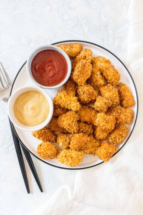 Homemade Chicken Nuggets Baked, Baked Popcorn, Baked Popcorn Chicken, Air Fryer Chicken Nuggets, Baked Chicken Nuggets, Chick Fil A Sauce, Homemade Chicken Nuggets, Chloe Ting, Popcorn Chicken