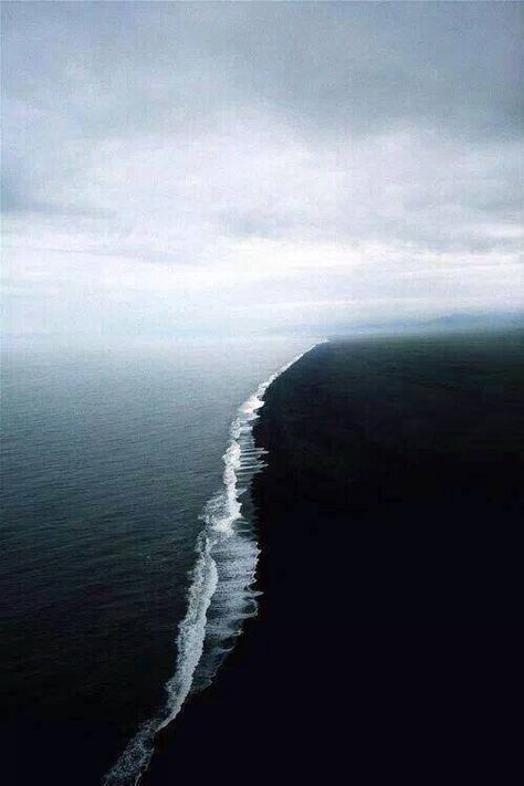 This is very cool :) where the Atlantic and Pacific ocean meet :) Alaska Wallpaper, Two Oceans Meet, Alaskan Malamute Puppies, Gulf Of Alaska, Alaska Photography, Cruise Outfits, North Sea, To Infinity And Beyond, Skagen