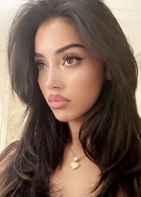 Kimberly Hair, Kimberly White, Dope Makeup, Cindy Kimberly, Nose Job, Beauty Inspo, Face Card, Tan Skin, Glam Makeup