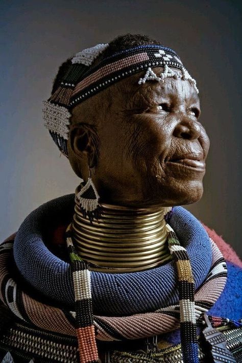 Before you visit, here's all you need to know about the South African culture - written by a native. Pin it. #culture #southafricanculture #southafrica #worldtravel Esther Mahlangu, Neck Rings, African People, We Are The World, Old Woman, African Culture, African Beauty, World Cultures, People Of The World