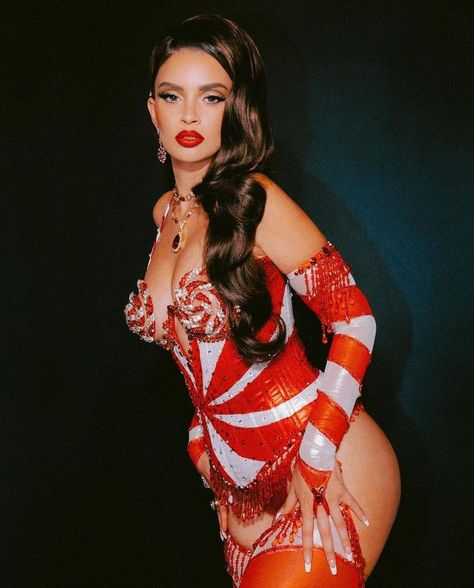 1,792 Likes, 44 Comments - ♥ L.O.C.A. ♥ (@_l.o.c.a._) on Instagram: “This might be one of my fav Xmas looks I’ve made 😍❤️‍🔥😍❤️‍🔥… get into this peppermint swirl fantasy…” Red Hots Candy, Sabrina Claudio, Girls Winter Fashion, Candy Costumes, Holiday Photoshoot, Christmas Lingerie, Christmas Shoot, Vintage Cloth, Candy Girl