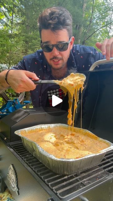 Richard Hagen on Instagram: "Smoked Cheeseburger Dip 🍔 with the help of the  @pitbossgrills Portable Pellet Smoker 💨 #pitbossgrills #richardeats" Cheeseburger Dip, 200k Views, Pellet Smoker, Pellet Smokers, Griddle Recipes, Cheeseburger, Dip, The Help, Grilling