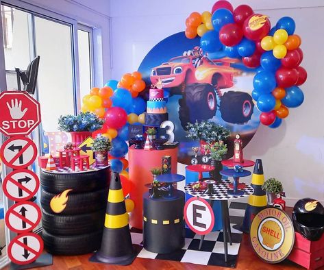 Blaze Party Decorations, Car Theme Party, Blaze Birthday Party, Blaze Party, Blaze And The Monster Machines Party, Monster Truck Theme, Blaze Birthday, Blaze And The Monster Machines, Car Themed Parties