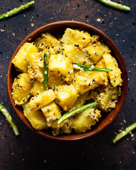 Aaloo Posto – OneWholesomeMeal Aloo Posto, Nigella Seeds, Gluten Free Rice, Poppy Seeds, Do Not Eat, Gluten Free Vegetarian, Weeknight Dinner, Home Cooking, Comfort Food