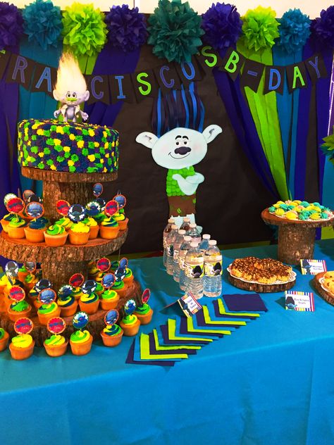 Trolls birthday for boy cupcake stand, cake, branch Branch Trolls Birthday Party, Trolls Branch Birthday Party Ideas, Trolls Birthday Cake For Boys, Brozone Birthday Party, Boys Trolls Birthday Party, Trolls Boy Birthday Party, Trolls Birthday Party Ideas Boys, Branch Birthday Party, Trolls Birthday Party Decorations