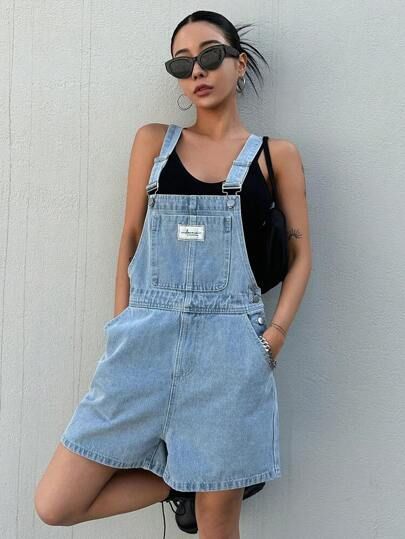 Denim Dungaree Shorts, Closet Redo, Fashion Empire, Denim Dungaree, Dungarees Shorts, Romper Outfit, Denim Details, Pose Reference Photo, Denim Jumpsuit