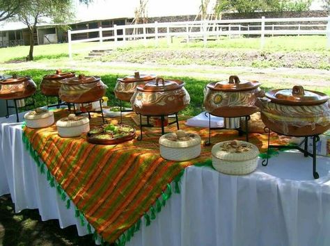 5 de Mayo celebration Mexican Catering, Mexican Buffet, Banane Plantain, Mexican Birthday Parties, Mexican Themed Weddings, Mexican Party Decorations, Mexican Fiesta Party, Mexican Birthday, Fiesta Wedding