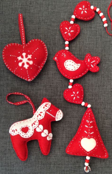 Nordic Felt Ornaments, Nordic Felt Christmas Decorations, Red Felt Christmas Decorations, Scandinavian Felt Christmas Ornaments, Air Dry Clay Christmas Decorations Diy Ornaments, Felt Ornament Patterns, Felt Christmas Ornaments Templates, Sewing Christmas Ornaments, Christmas Tree Ornaments Diy