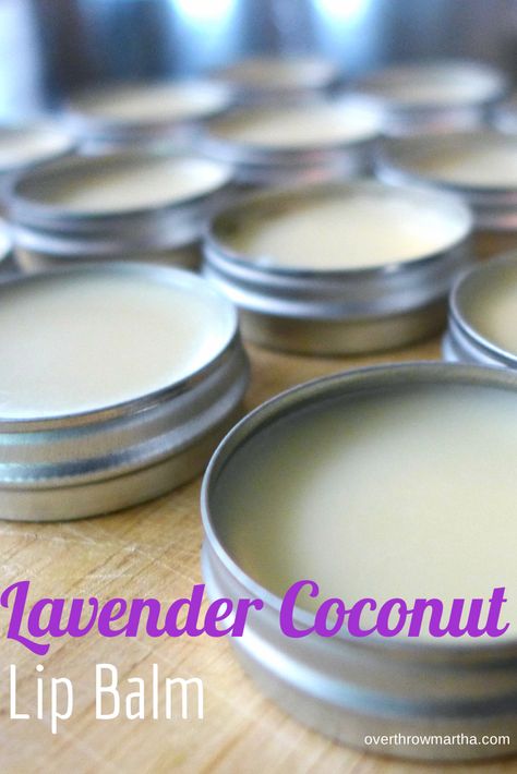 Natural Lip Balm Recipe, Medicine Recipes, Homemade Lip Balm Recipe, Diy Lavender, Coconut Lip Balm, Lip Balm Recipes, Homemade Lip Balm, Diy Kosmetik, Homemade Lotion