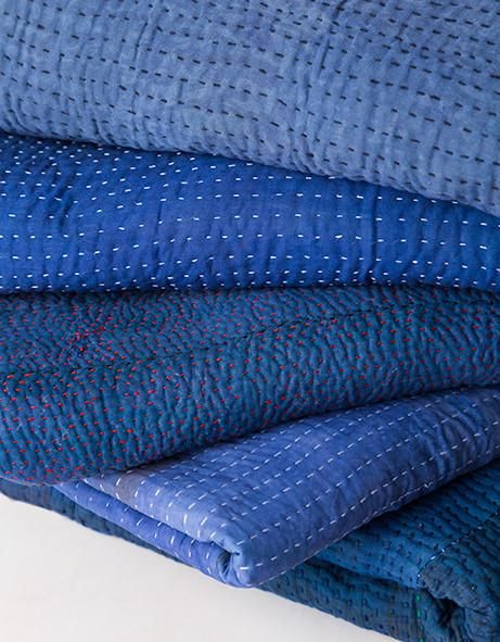 Indigo Kantha Quilt, Colchas Quilting, Indigo Quilt, Kantha Embroidery, Kantha Blanket, Denim Quilt, Kantha Quilts, Indigo Colour, Kantha Blankets