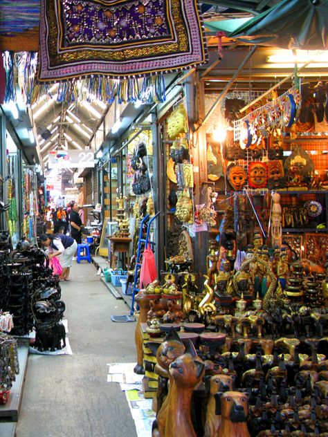 Chatuchak Weekend Market Bangkok Market, Chatuchak Market, Weekend Market, Thailand Adventure, Bangkok Travel, Visit Dubai, Outdoor Market, Bangkok Thailand, Chiang Mai