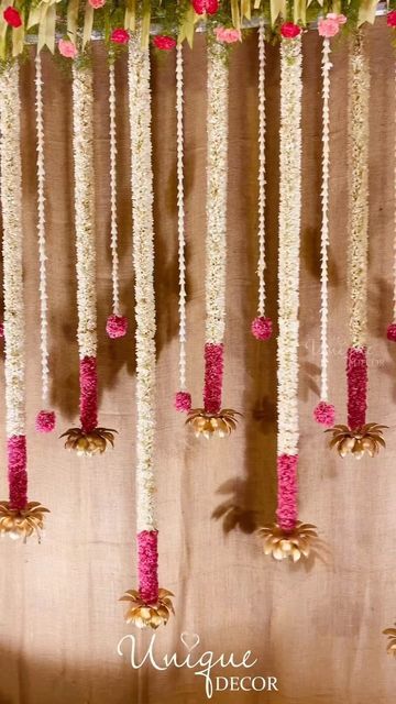 Wall Decoration Ideas For Festival, Diwali Floral Decorations, Festive Backdrop Indian, Home Floral Decor, Background Flower Decoration For Pooja, Flower Decorations For Home Indian Pooja, Floral Hanging Decor, Function Decoration Ideas At Home, Arangetram Decoration Ideas