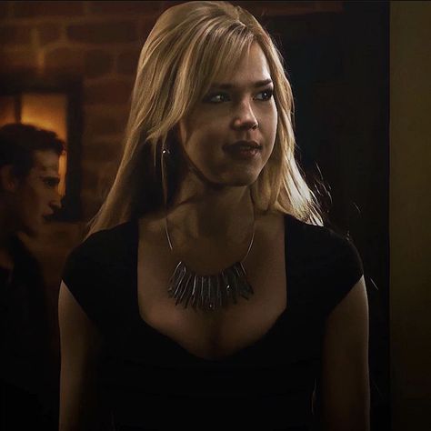 Lexie Vampire Diaries, Lexi From Vampire Diaries, Arielle Kebbel Vampire Diaries, Lexi Vampire Diaries, Tvd Lexi, Lexi Branson, Tvd Cast, Arielle Kebbel, Tvd Universe