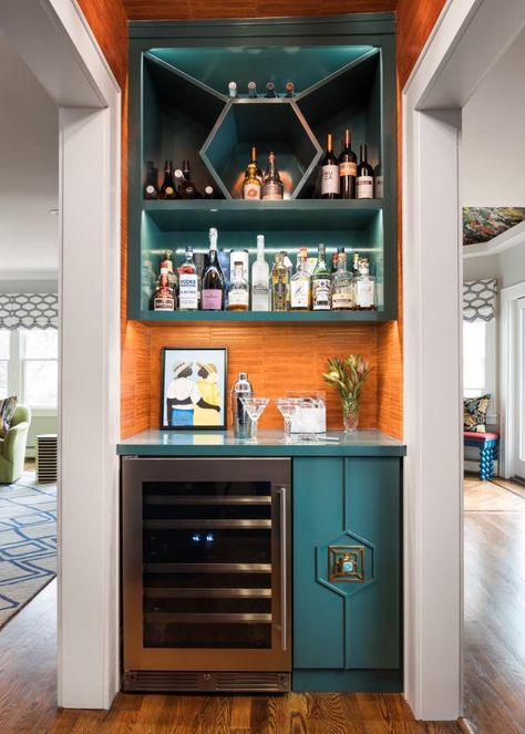 Bar Alcove, Small Home Bar Ideas, Small Bars For Home, Closet Bar, Ford Interior, Honeycomb Shelves, Home Bar Rooms, Home Bar Design, Small Bars