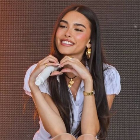 Madison Bear, Dr Marvel, Beer Icon, Madison Beer, Girl Crushes, Fav Celebs, 2000s Fashion, Role Models, Favorite Celebrities