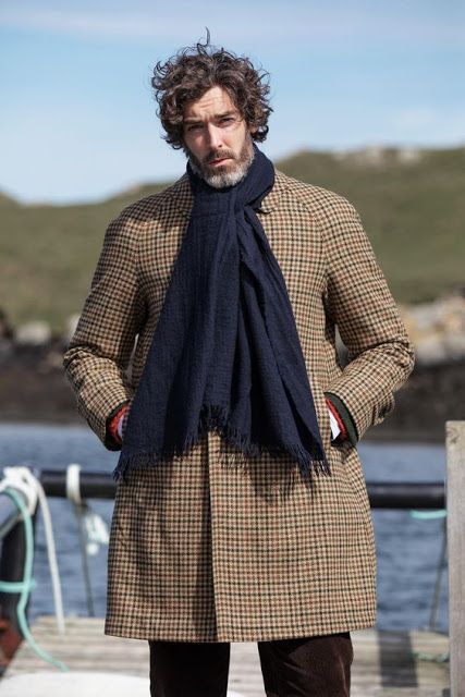 CHAD'S DRYGOODS: THE RETURN OF THE BALMACAAN COAT Bruce Boyer, Basic Fashion, Mens Fashion Inspiration, Coat Men, Fashion Hacks, Made Clothing, Fashion Tips For Women, Cool Street Fashion, Gentleman Style