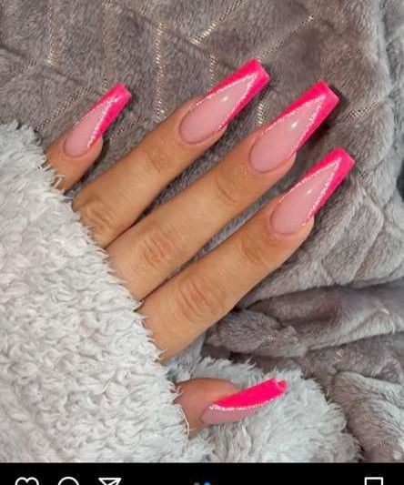 French Hot Pink Nails, Hot Pink Nails Prom, Nail Ideas French Tip Coffin, French Nails Rosa, French Fucsia, Rosa French Nails, Hot Pink French Nails, Hot Pink French Tip Nails, Hot Pink Nail Ideas