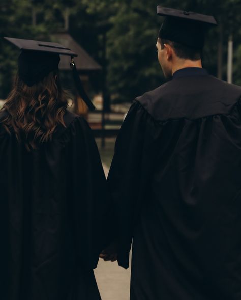 Hope Cannon | Finally posting these sweet couple graduation pictures! 💚🎓 @kaelyn.melton @matt_melton21 • • • • • #hopecphoto #777luckyfish… | Instagram Couple In College, Couples Graduation Pictures College, Couple Graduation Pictures College, Couples Graduation Pictures, Couple Graduation Photoshoot, Pray Board, Graduation Couple, Couple Graduation Pictures, Graduation Pictures College