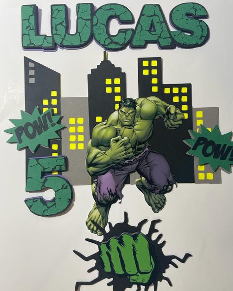 Topo de bolo Hulk #topo #topo #topodebolopersonalizado #topohulk #hulk #vickspersonalizados Bolo Hulk, Hulk, On Instagram, Quick Saves, Instagram