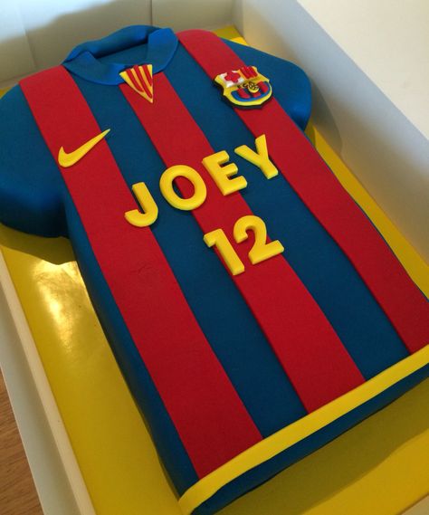 Barcelona Soccer Jersey Cake More Jersey Cake Ideas, Soccer Jersey Cake, Barcelona Soccer Party, Barcelona Cake, Soccer Birthday Cakes, Jersey Cake, Soccer Cake, Shirt Cake, Sport Cakes