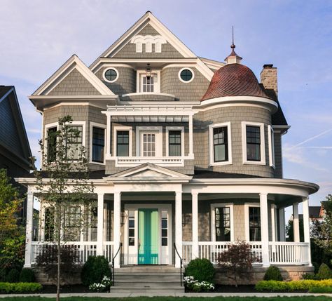 This House Looks Old from the Outside, So the Inside Surprised Me Three Story House Exterior, Three Story House Plans, Vancouver Condo, Three Story House, Modern Townhouse, Old Mansions, Cedar Shingles, Gable Roof, Wrap Around Porch