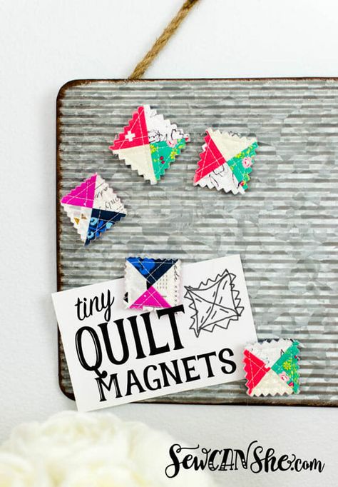 Diy Quilting Frame, Diy Magnets, Mini Quilt Patterns, Sewing Projects Free, Quilt Retreat, Magnet Crafts, Quilting Frames, Free Sewing Patterns, Sewing Tutorials Free