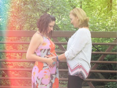 Maternity pictures with grandma Mom And Grandma Maternity Shoot, Maternity Photos With Grandma, Maternity Photos With Mom And Grandma, Mother Daughter Maternity, Friend Pregnancy Photos, Mom Photo Shoots, Maternity Photography Fall, Pregnant Best Friends, Sunset Maternity Photos