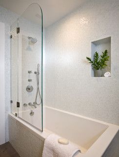 Drop in tub / shower combo Soaker Tub With Shower, Bathroom Tub Shower Combo, Bathtub Shower Combo, Drop In Tub, Bathroom Tub Shower, Bad Inspiration, Soaker Tub, Bathroom Tub, Tub Shower