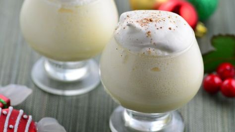 Martha Stewart Eggnog Recipe, Martha Stewart Eggnog, Eggnog Custard, Hannukah Recipes, Best Christmas Cocktails, Easy Alcoholic Drinks, Homemade Eggnog, Martha Stewart Recipes, Cocktail Party Food