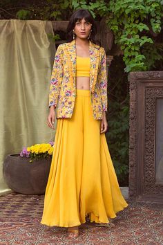 Crop Top Outfits Indian, Crop Top Palazzo, Haldi Outfits, Western Dresses For Women, Organza Suits, Trendy Outfits Indian, Blazer Outfits For Women, Yellow Blazer, Indo Western Dress