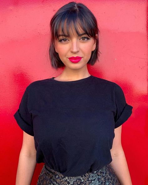 Rebecca Black on Instagram: “gone with the old, in with the new ✂️” Short Hair Fringe, Haircuts For Round Faces, Good Morning Dear, Rebecca Black, Classic Haircut, Fine Straight Hair, Hair Specialist, Brave Women, Round Face Haircuts