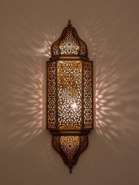 LAYLIA Wall Light Fixture - Antique Brass Dekorasi Maroko, Lampe Art Deco, Wall Light Fittings, Wall Light Shades, Moroccan Wall, Arsitektur Masjid, Wall Candle, Moroccan Lighting, Cabin Lighting