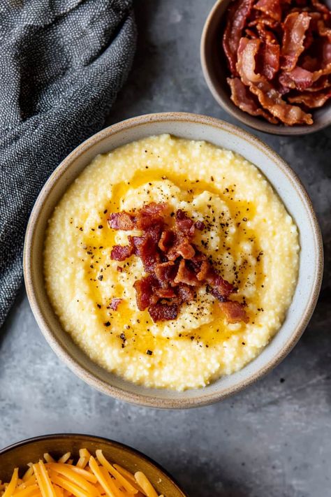 Breakfast Grits Recipe, How To Make Grits, Best Cheese Grits, Sweet Grits, Crockpot Grits, Grits Breakfast Casserole, Cooking Grits, Savory Grits, Sausage Grits