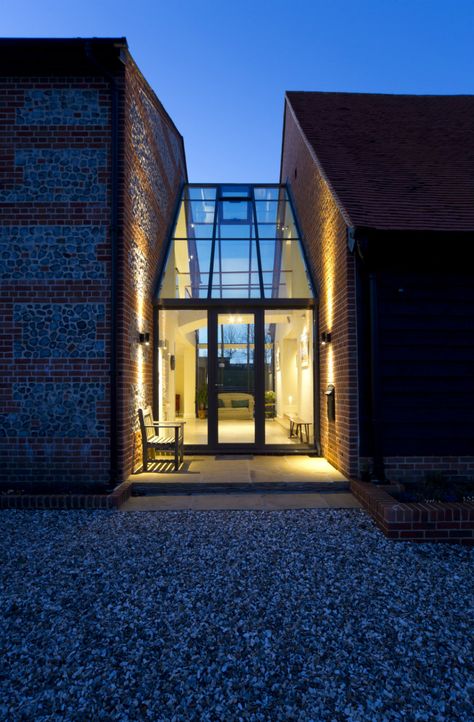 Glass Walkway, Architecture Renovation, Glass Extension, House Extension Design, Spanish House, Brick Building, House Extensions, Glass House, Glass Doors