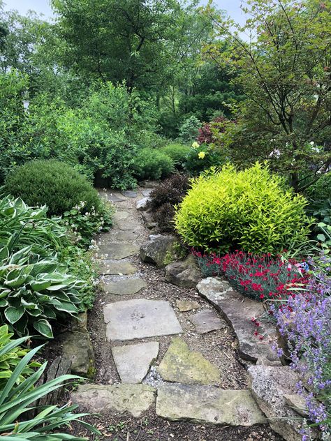 Victorian Landscaping, Pretty Pathways, Gardening Photos, Garden Stream, Fringe Tree, Fine Gardening Magazine, Japanese Style Garden, Shadow Garden, Front Gardens